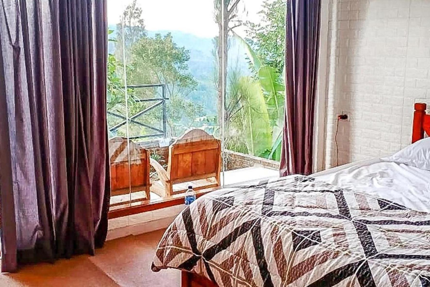 Pondok Tubing Hotel Malang Ngoại thất bức ảnh